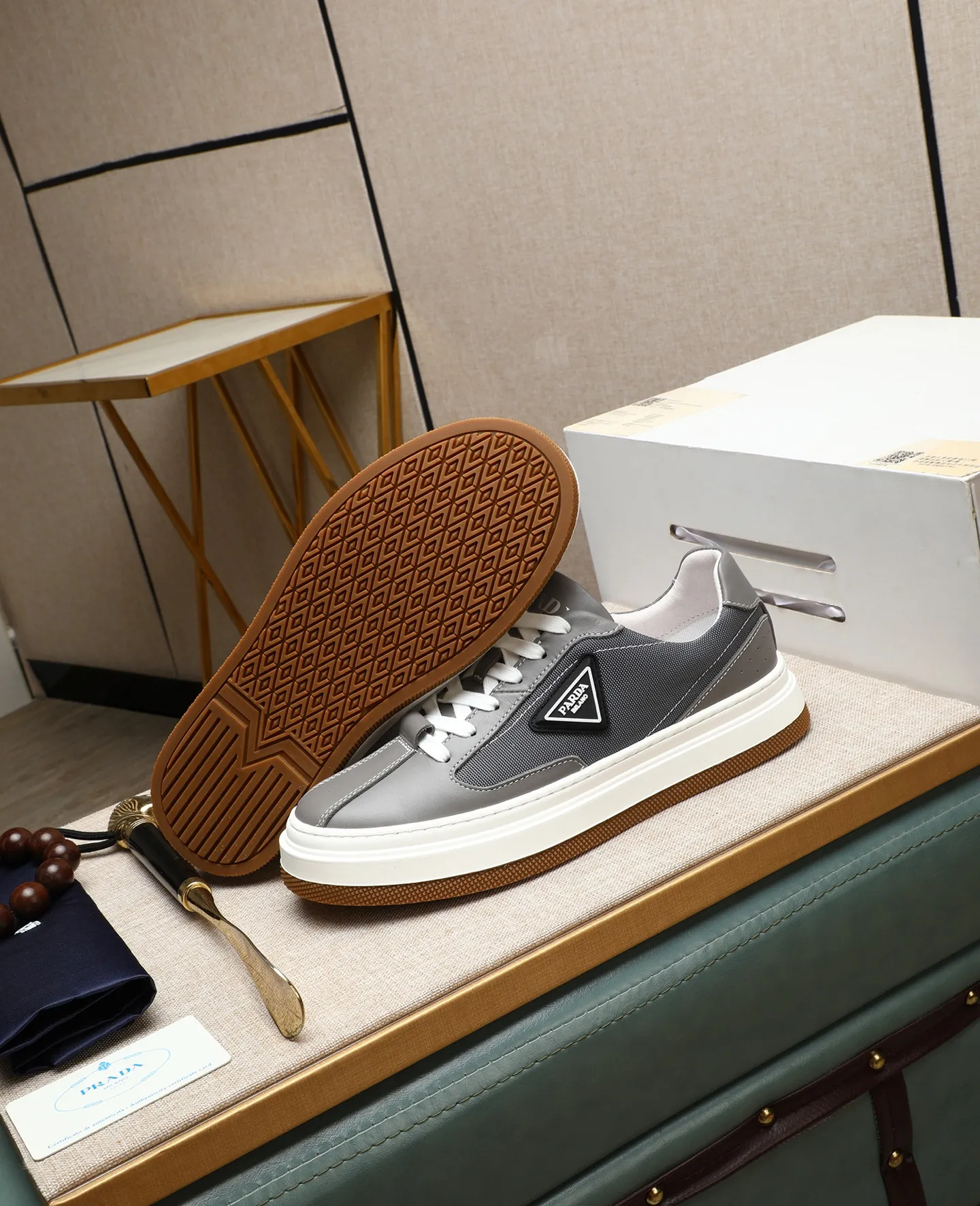 Men's shoes 💰440 🌹🌹[PRADA—Prada] 2025 latest model 🙈original replica! 👟👟👟Available here. The workmanship is top-notch. The upper is made from Italy. 🇮🇹Imported first-layer cowhide. ❗️Breathable genuine leather lining @Suitable for travel. The original version has an enlarged engraved sole, making it suitable for all kinds of travels, showing low-key luxury. Let quality speak for itself. Color: Size: 38-45